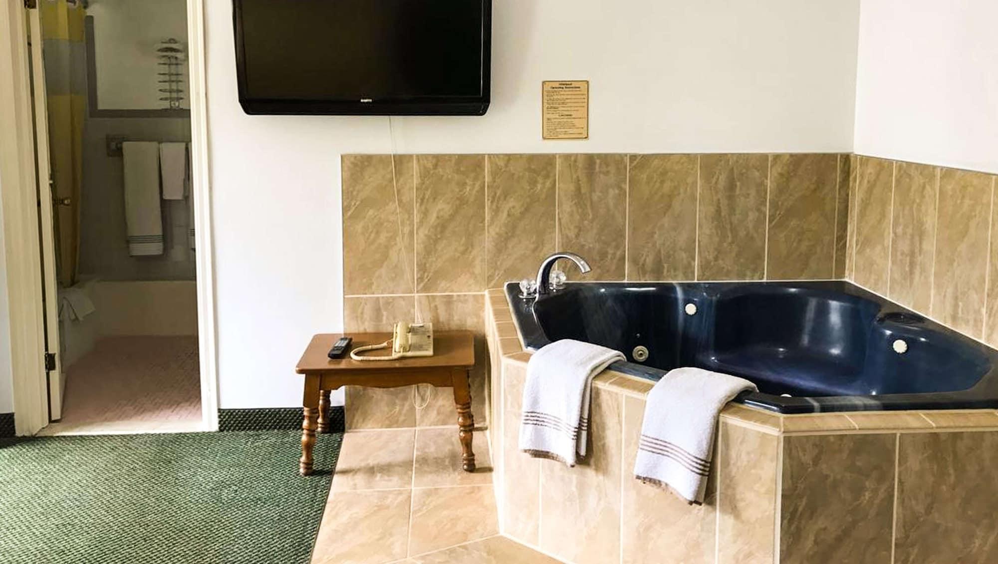 Relax Inn Altoona Exterior foto